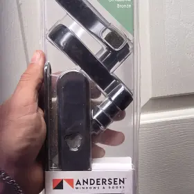 Andersen 1005-069-120 Traditional Storm Door Handle Set Oil Rubbed Bronze With Deadbolt Lock