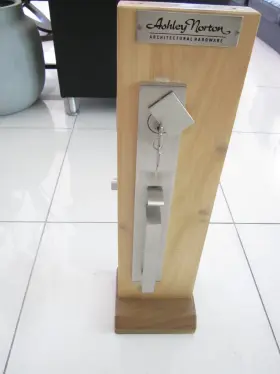 Ubtub.4500.50.4entry Ashley Norton Ubtub.4500.50.4 Active Front Door Entrance Set Brushed Nickel