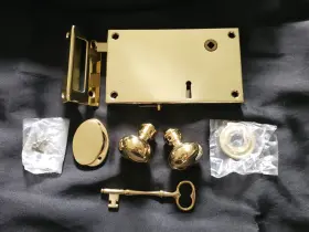 5634-030 Baldwin Brass Horizontal Rim Lock Kit With Knobs And Key Lh