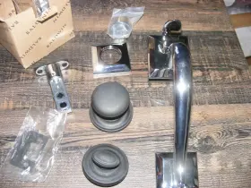 85320260entr Baldwin Madison Sectional Single Cylinder Keyed Entry Handleset Chrome/black
