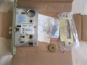 K6321-030 Baldwin 6321-030 Lock-lh 2 1/2 Inch Backset With 1 1/8 Cylinder And Keys