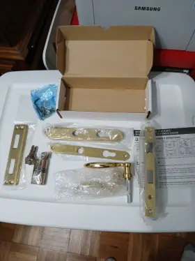 202409 Dfa Brass Storm Door Locking Leverset Left Handed Solid Trim
