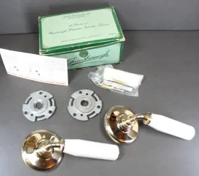 200whibg Gainsborough Porcelain Levers Whitehall Bright Gold 2 3/8 Inch Rad Latch 200wibg