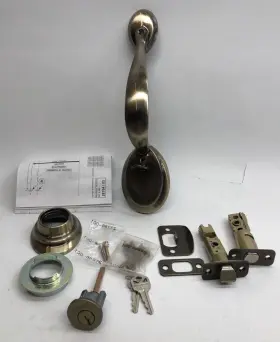 Kwikset 042049571370 Dakota Front Door Lock Handle And Deadbolt Set Entry Handleset Exterior Brass