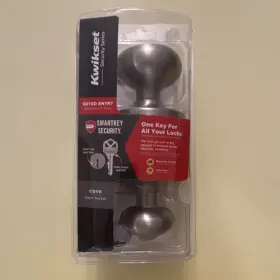 58000-01 Kwikset Cove Satin Nickel Entry Door Knob Smartkey Security Keyed Silver