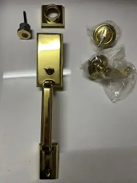 Kwikset 883351105040 806 Single Cylinder Sectional Entry Handleset Lido Lever Polished Brass