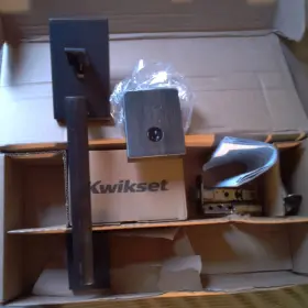 98180-013 Kwikset Lot 3 San Clemente Single Handleset Venetian Bronze Door Lock