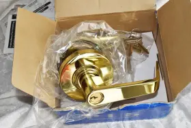 Cl253 Pls New In Box Bright Brass- Entry Lockset - Grade 2 With Keys Commercial