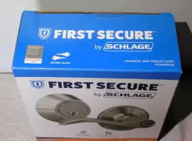 Schlage 194555084100 Presley Outdoor Handle And Deadbolt First Secure Set By Key Alike New