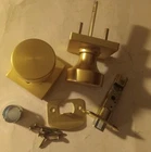 Kwikset Pismo Interior Passage Hall/closet Door Knob Satin Brass 97200-112 *read Open. Price: $9.99.