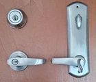 Vintage Nos Kwikset Kingston Interconnected Keyed Entry Door Lock Satin Chrome New. Price: $149.99.