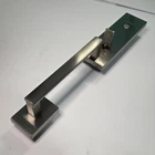 Kwikset Vancouver 98190-005 Dummy Handleset Satin Nickel Front Door Open. Price: $34.99.